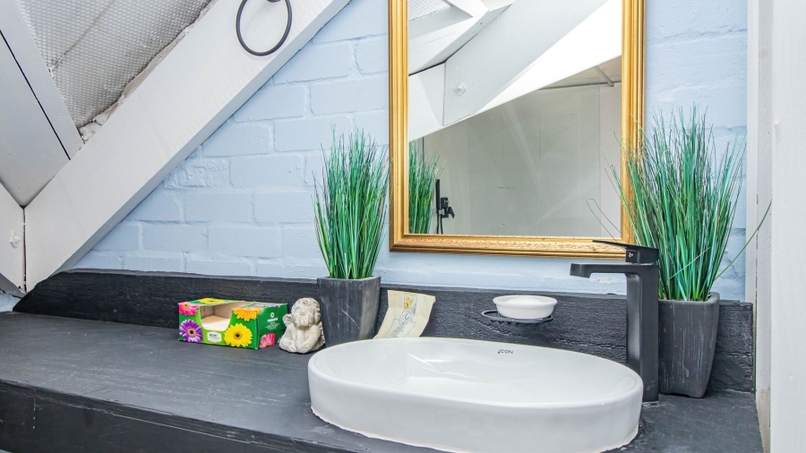 4 Bedroom Property for Sale in Kleinmond Western Cape